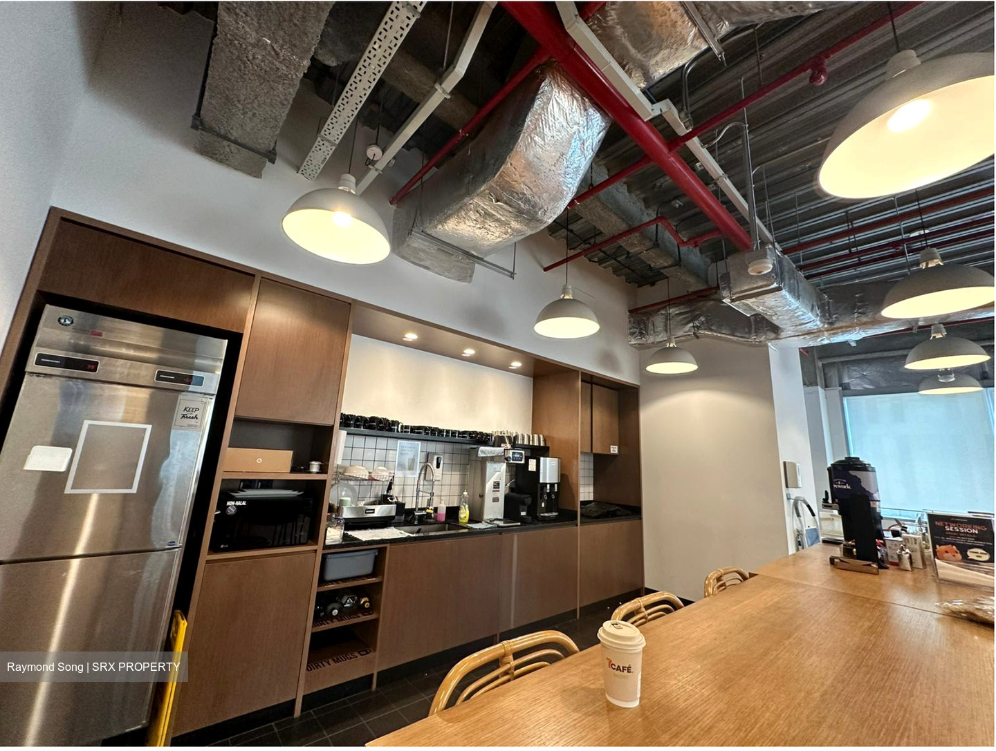 Clemenceau Avenue (D9), Office #492653341
